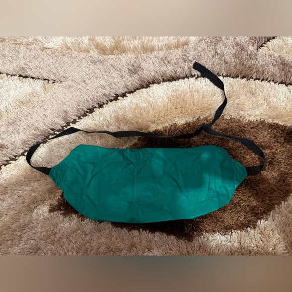 SUPREME Fanny pack - Picture 2 of 2